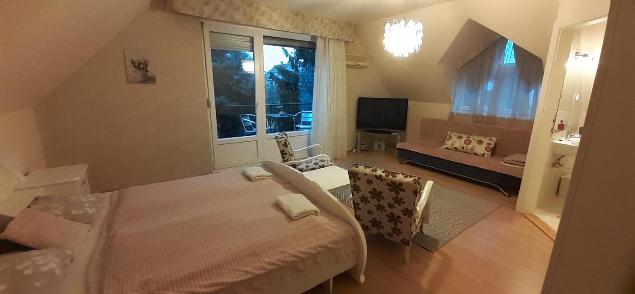 Oazis Apartmanhaz Hajdúszoboszló 외부 사진