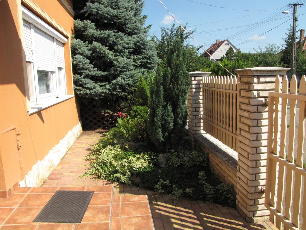 Oazis Apartmanhaz Hajdúszoboszló 외부 사진