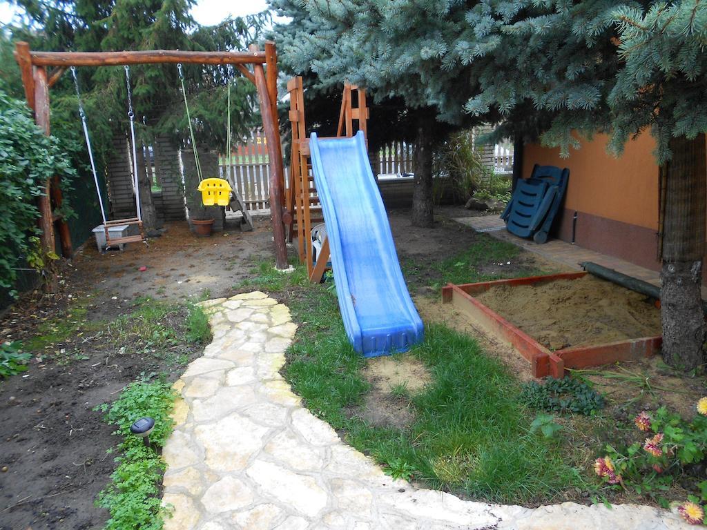 Oazis Apartmanhaz Hajdúszoboszló 외부 사진
